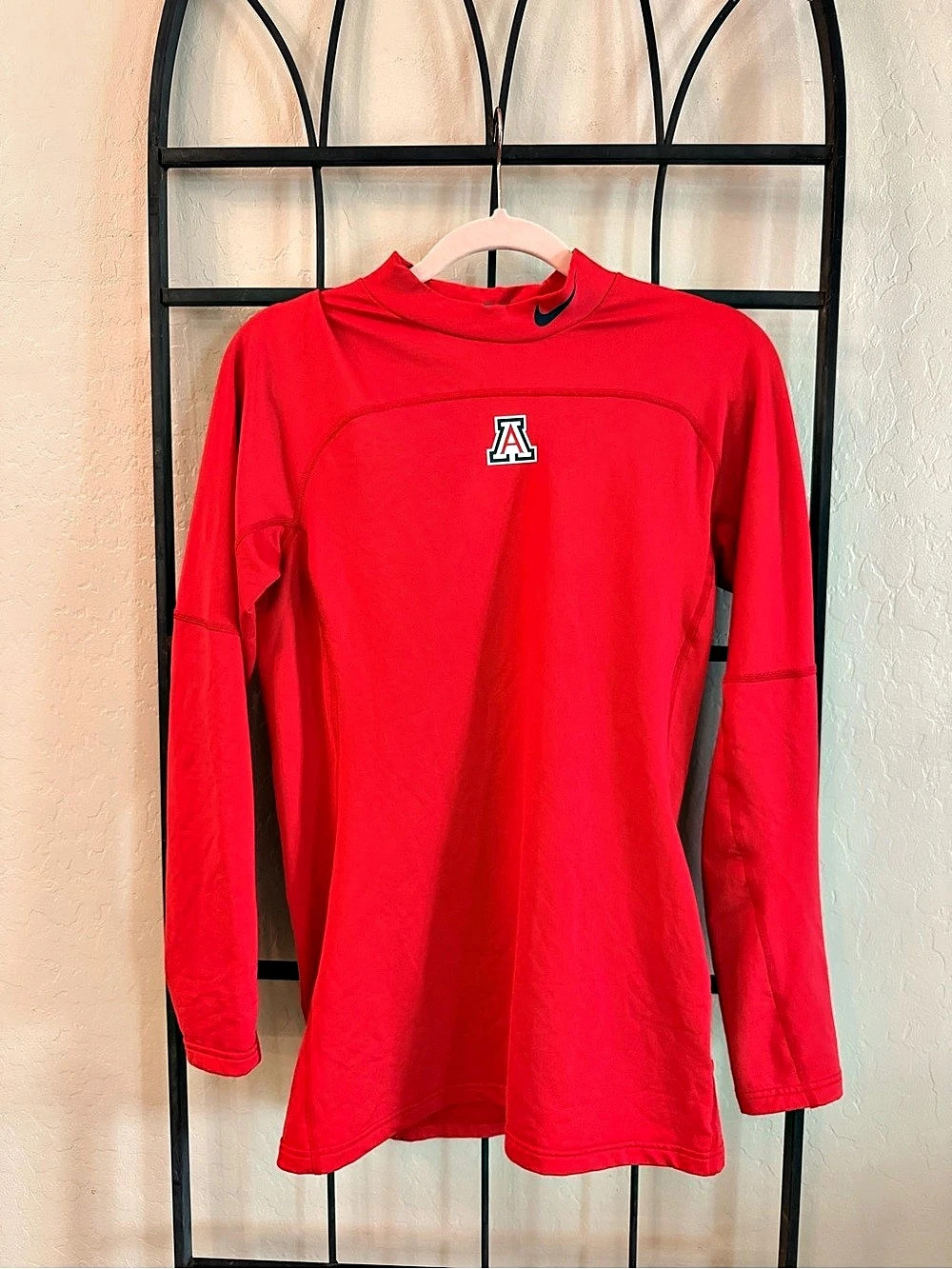 Nike Pro Hyperwarm Arizona Wildcats Men’s XL Red Compression Mock Neck Shirt
